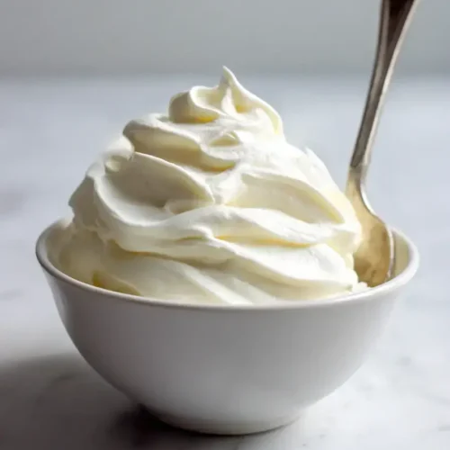 Easy Creamy Yogurt Bowl